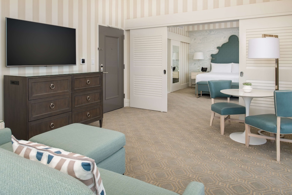 The Beverly Hilton - photo 29