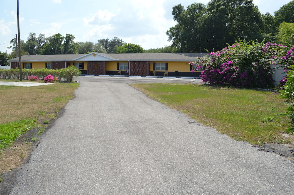 Tropicana Motel Wauchula - photo 25