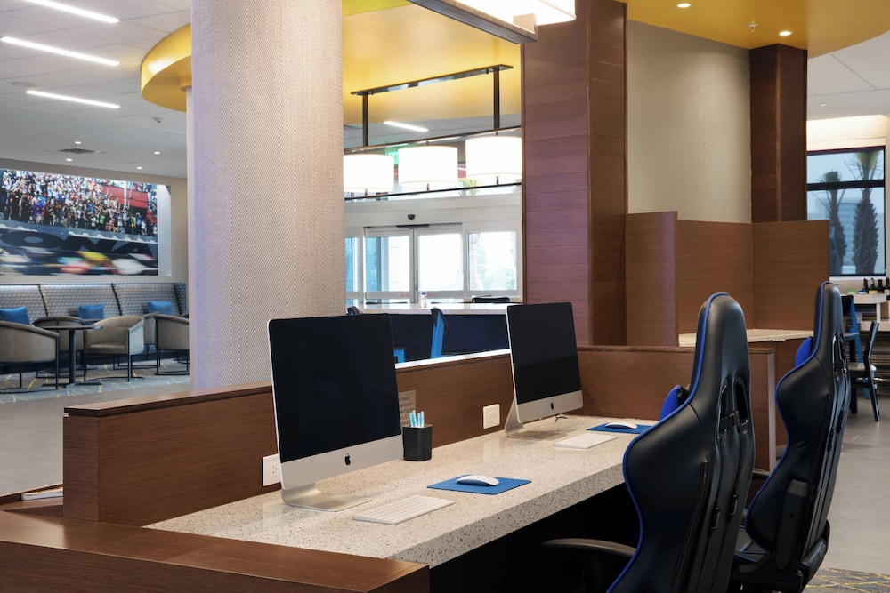 Fairfield Inn & Suites by Marriott Daytona Beach Speedway Airport - photo 23