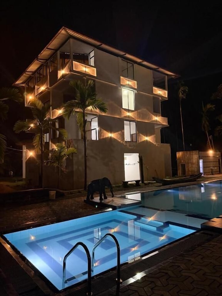 New Nimesha Hotel in Kalutara, Sri Lanka