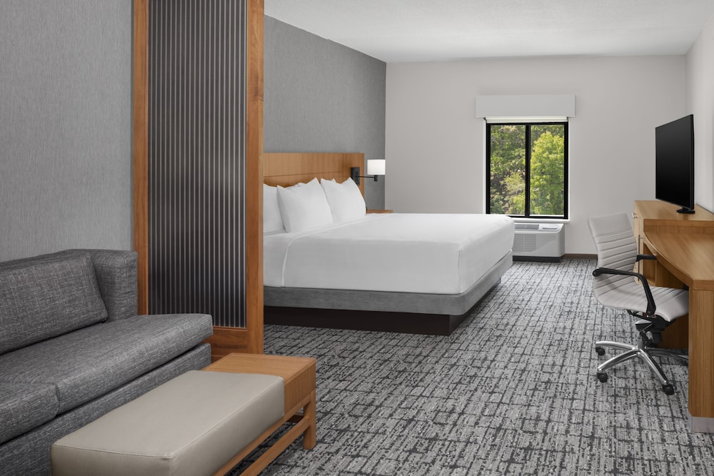 Hyatt Place Boston Braintree - photo 10
