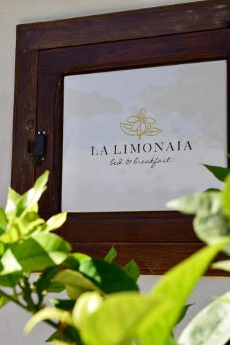 B&B La Limonaia — 4-Star Luxury Hotel in Tollo, Italy