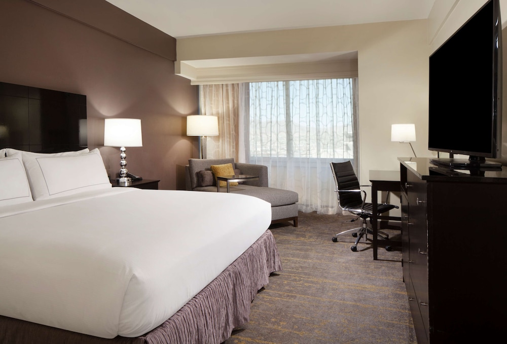 DoubleTree by Hilton El Paso Downtown - photo 21