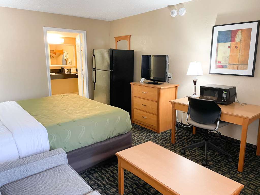 Studio 6 Suites North Richland Hills TX - photo 18