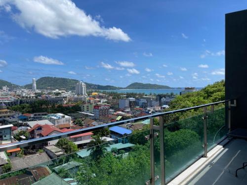 Emerald Terrace Resort 2 bedrooms Panoramic Ocean View Top Floor in Unknown City, Thailand