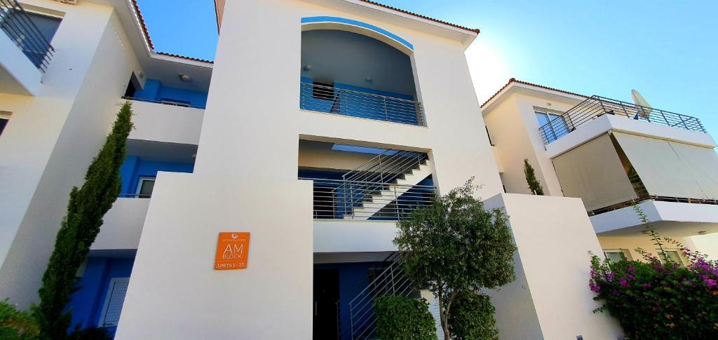 Mythical Sands AM10 — 4-Star Luxury Hotel in Paralimni, Cyprus