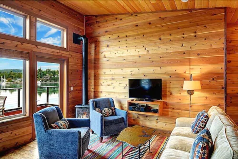 Snug Harbor Resort - photo 18