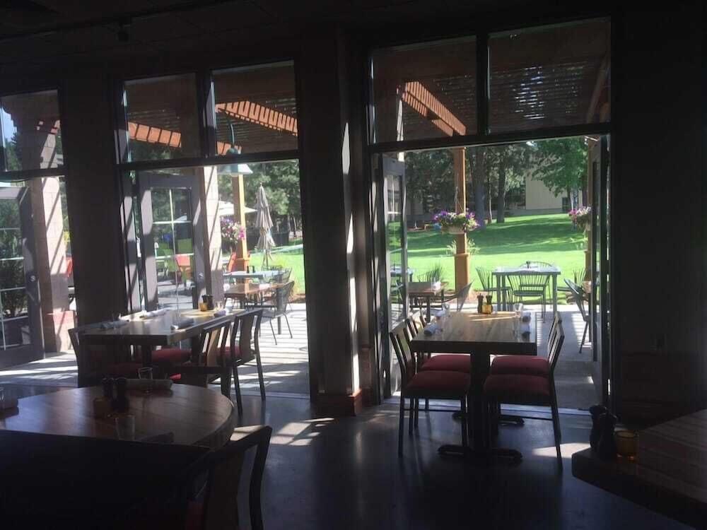 Mount Bachelor Village Resort - photo 18
