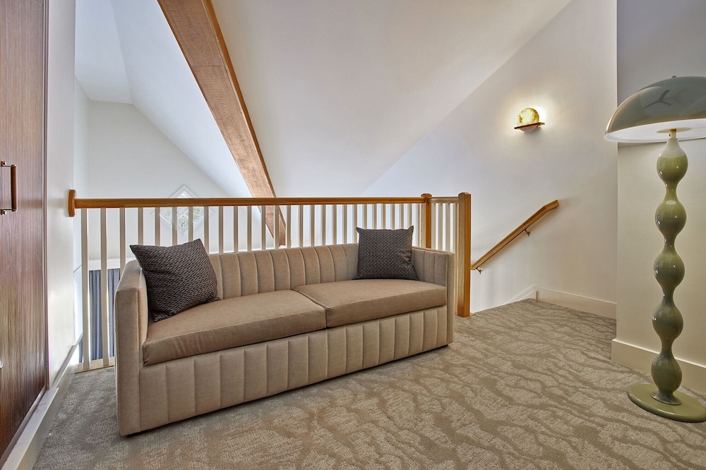 Hotel Brookmere & Arbor Spa - photo 22