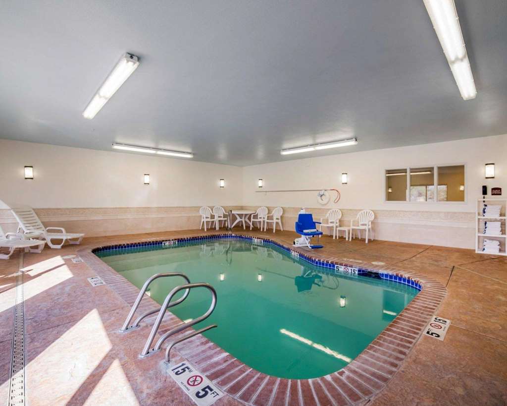 Comfort Suites Fernley - photo 37