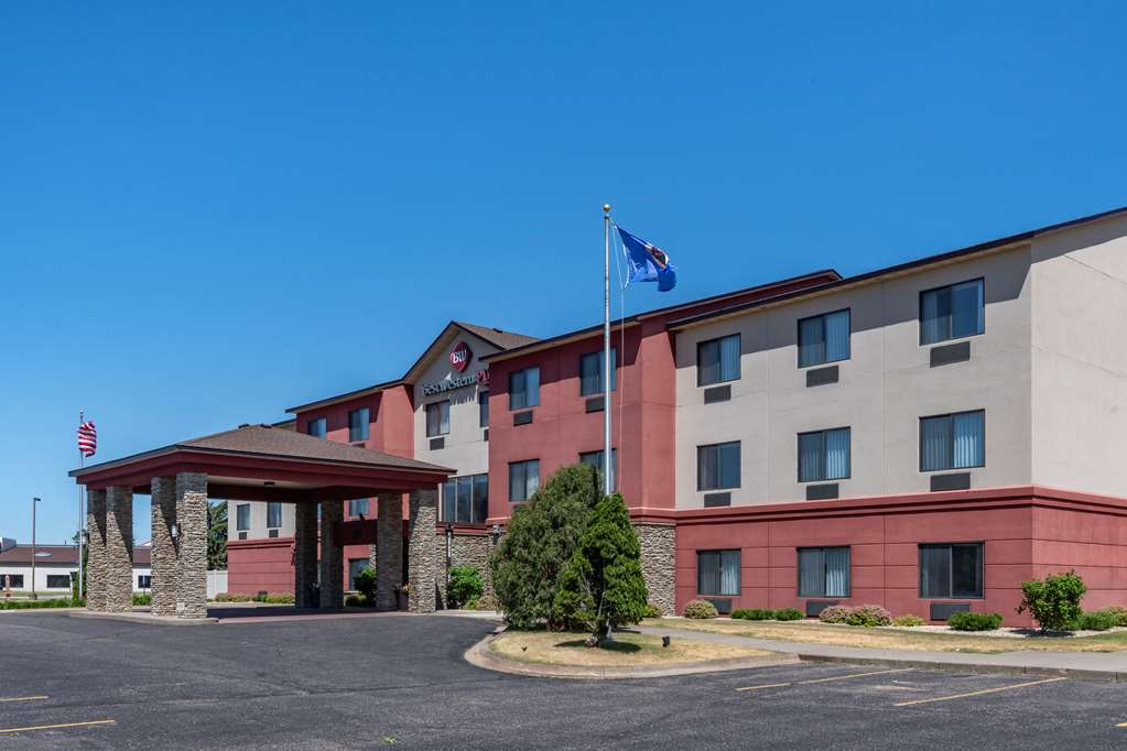 Best Western Plus Chelsea Hotel - photo 40