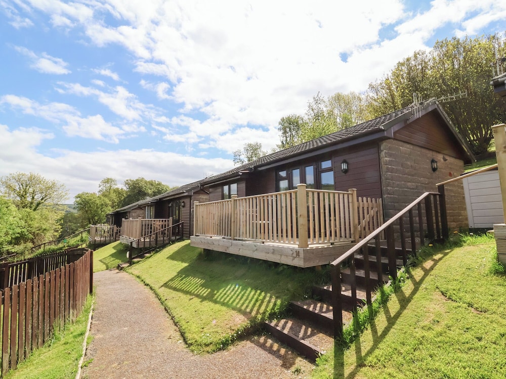 14 Manleigh Park — 4-Star Luxury Hotel in Ilfracombe, United Kingdom