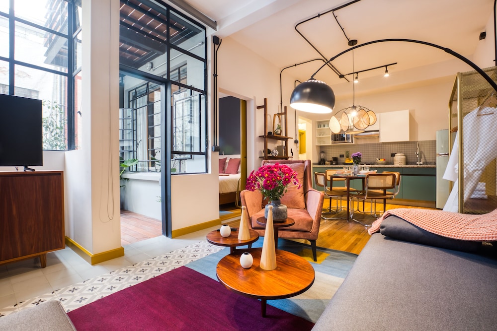 Casa Miravalle — 4-Star Luxury Hotel in Mexico City, Mexico