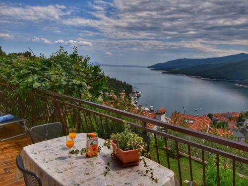 Cozy Apartment Near Beach — 4-Star Luxury Hotel in Rabac, Croatia