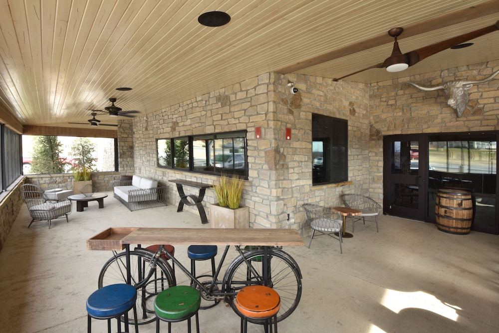 Stoney Creek Hotel Tulsa Broken Arrow - photo 86