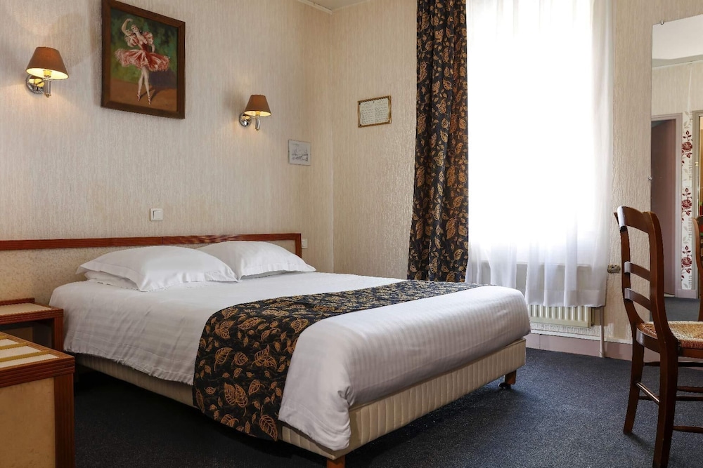 Le Val Saint Hilaire — hotel in Givet
