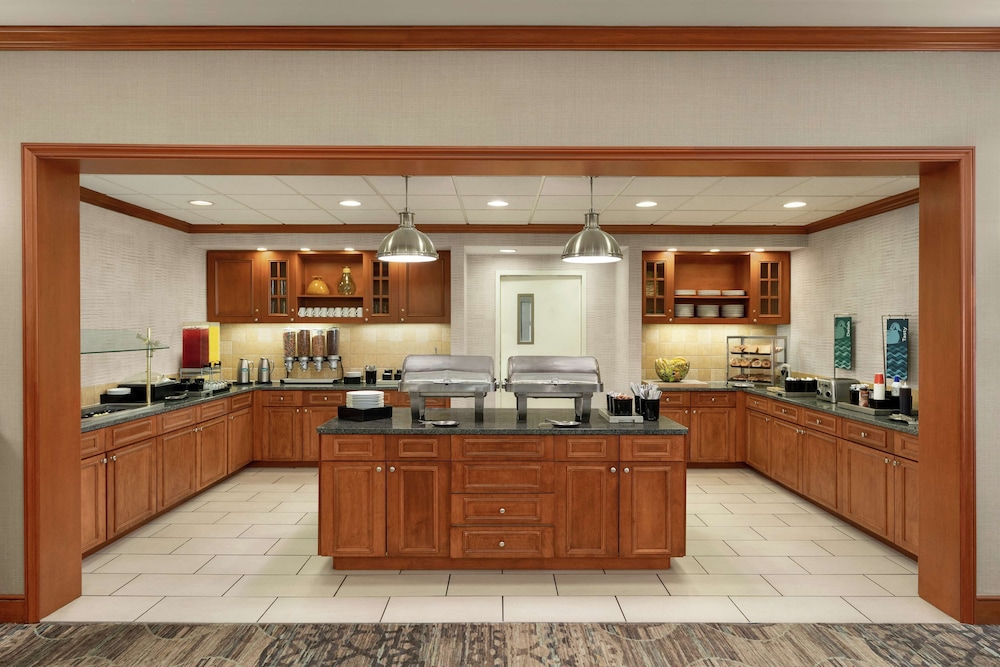 Homewood Suites by Hilton Allentown Bethlehem Airport - photo 23