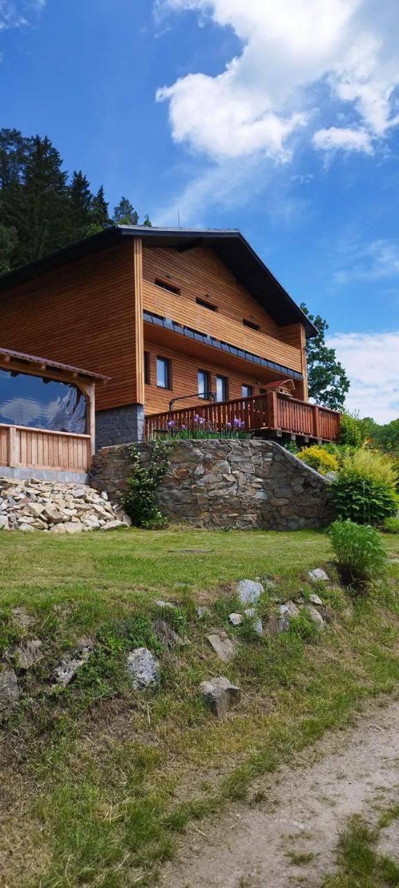 Chata Pod Houbovým Vrchem 2 in Horni Plana, Czech Republic