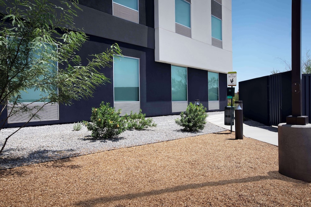 Home2 Suites by Hilton Phoenix North Happy Valley - photo 33