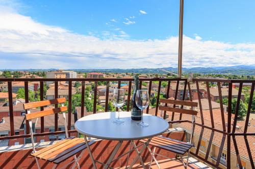 Appartamento Dante — 4-Star Luxury Hotel in Novi Ligure, Italy