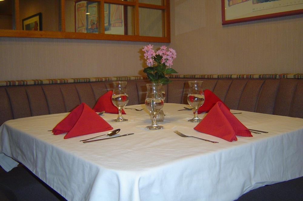 Ahoskie Inn - photo 18