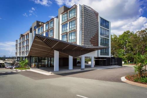 Mantra at Sharks — 4-Star Luxury Hotel in Gold Coast, Australia