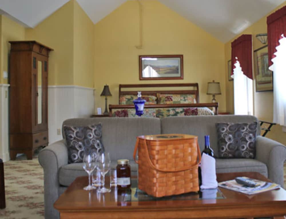 Kearsarge Inn - photo 31