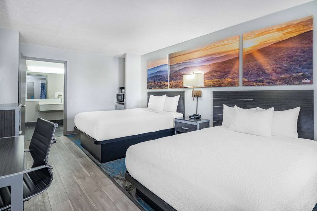 Days Inn by Wyndham Hamilton - photo 8