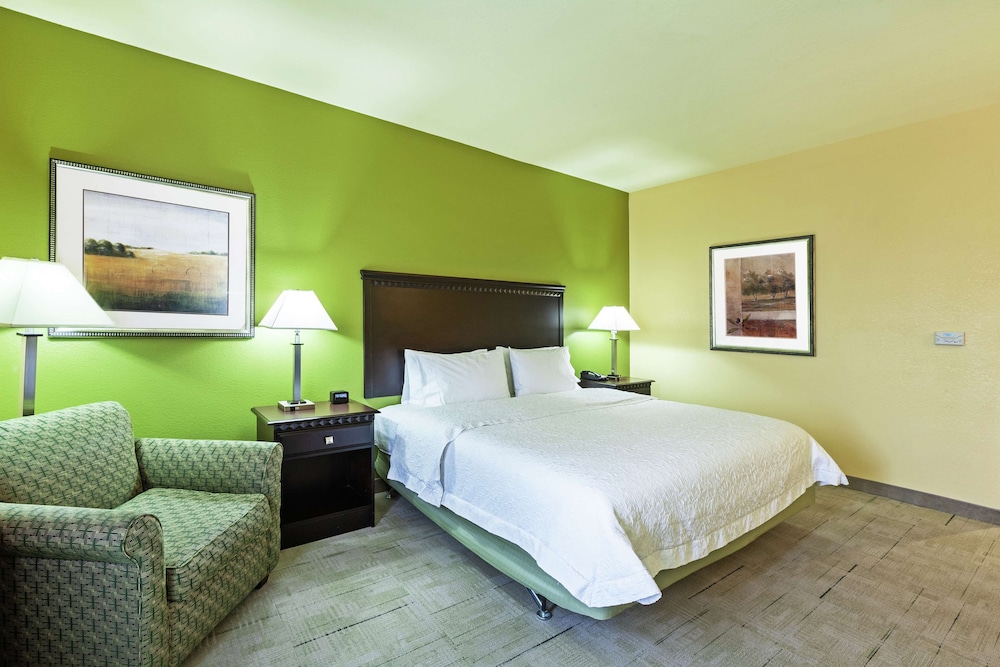 Hampton Inn & Suites Tulsa North Owasso - photo 25