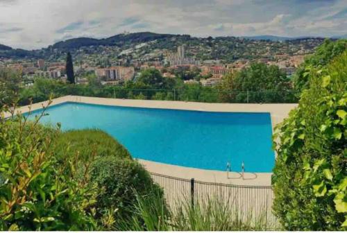 Charmant Studio Pour 3 Personnes — Vallauris
