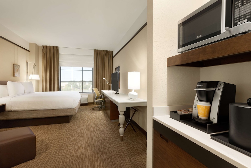 Hilton Garden Inn Charlotte SouthPark - photo 13