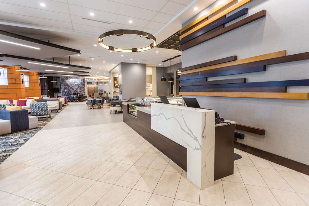 Hyatt Place Greenville Downtown - photo 13