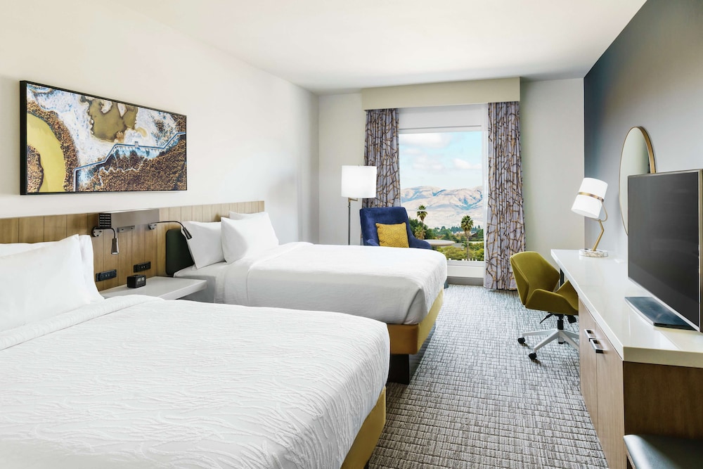 Hilton Garden Inn Sunnyvale - photo 13