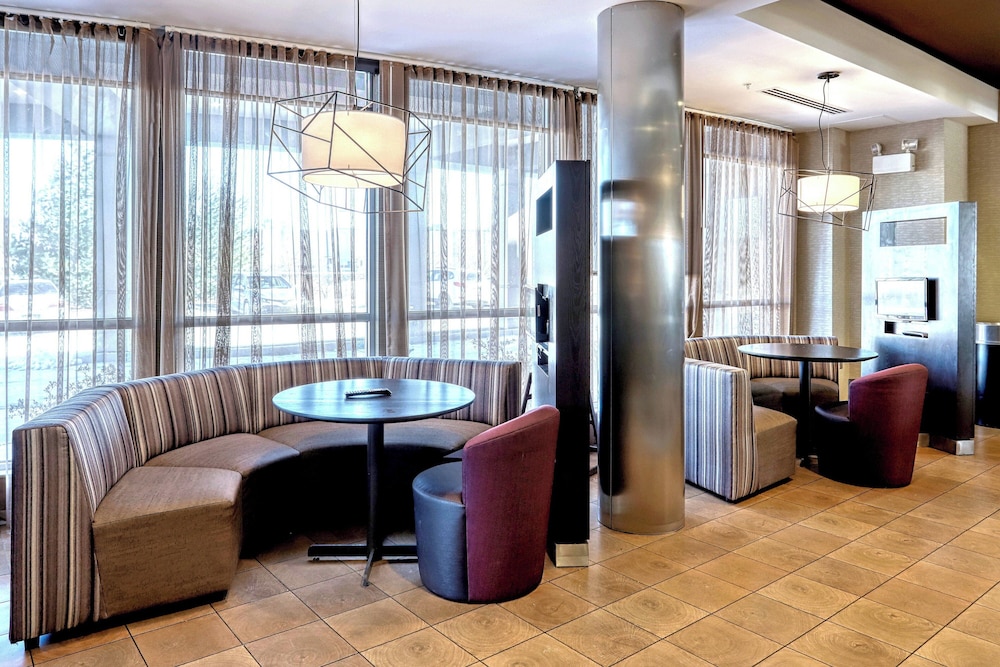 Courtyard by Marriott York - photo 17