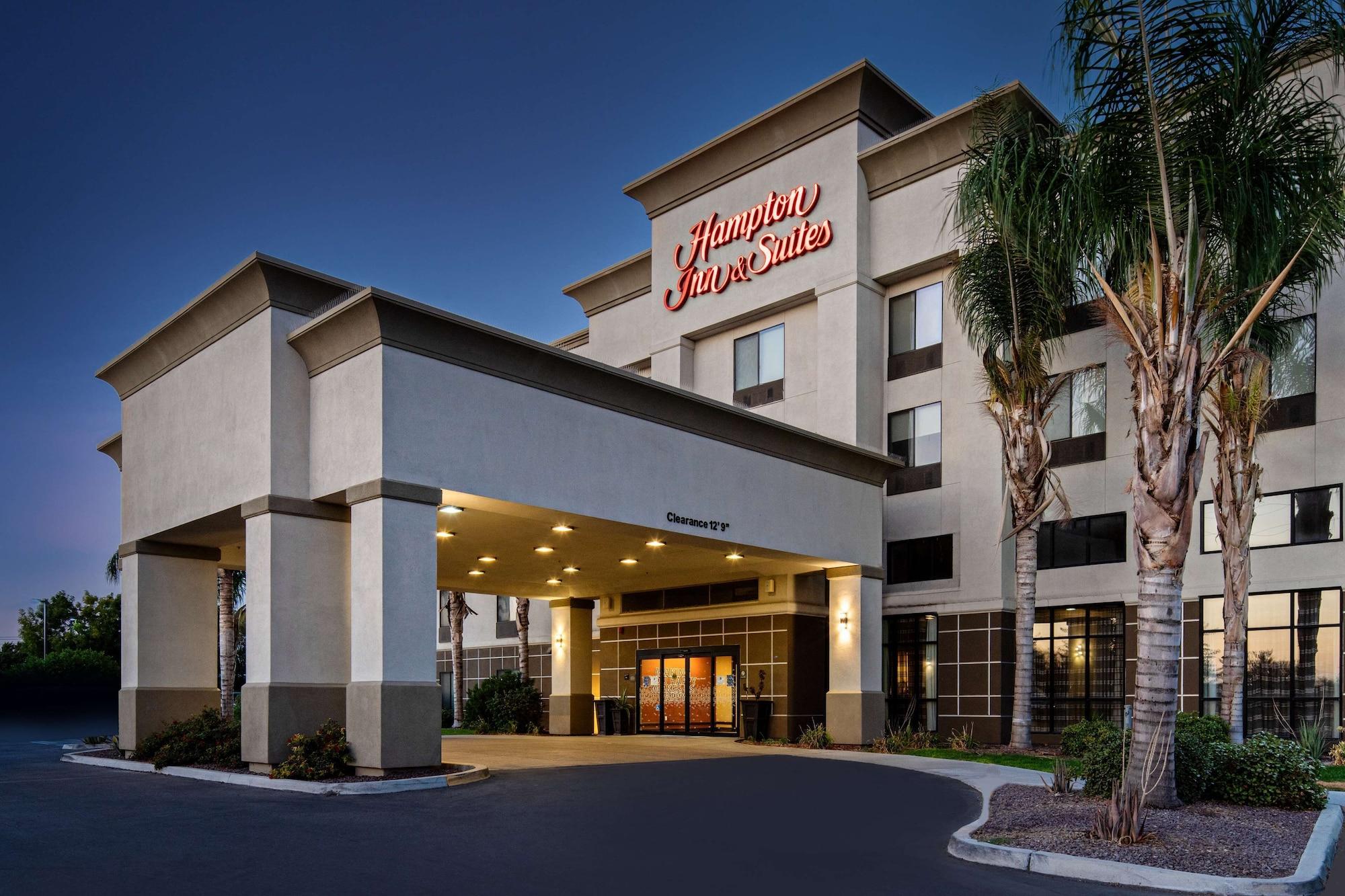 Hampton Inn & Suites Bakersfield Hwy 58 CA - featured photo