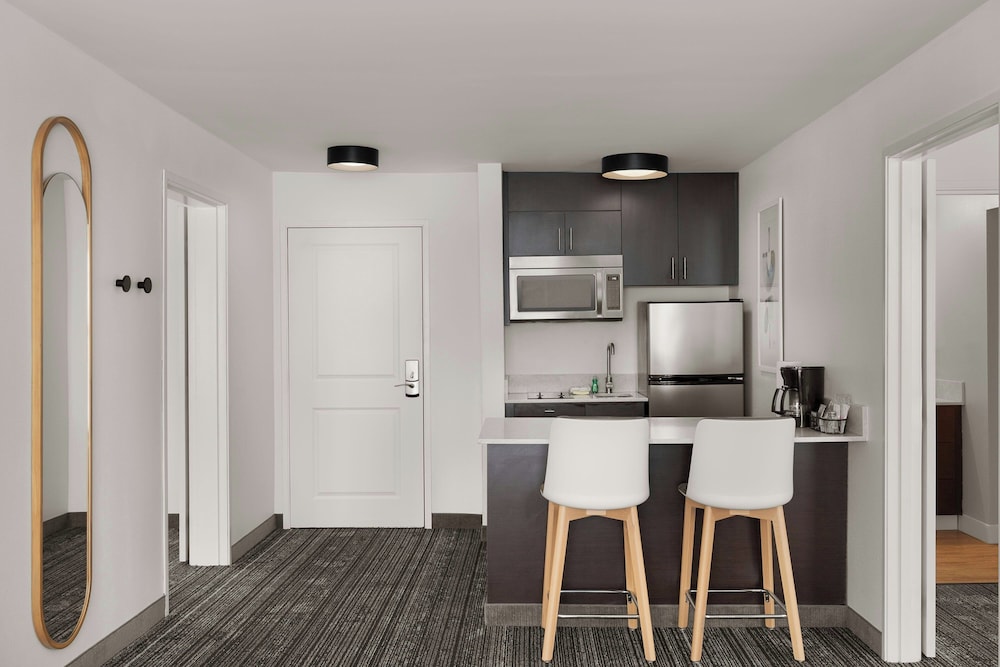 TownePlace Suites Chicago Naperville - photo 8
