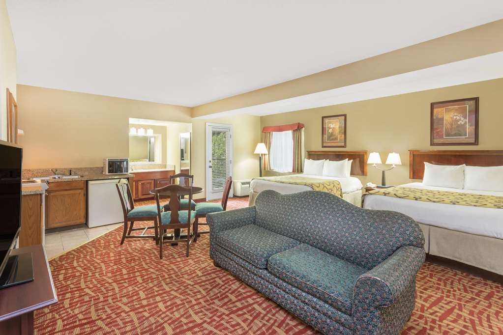 Baymont by Wyndham Sevierville Pigeon Forge - photo 12