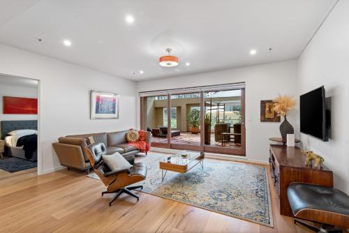Complete Host Armytage Apartments — 4-Star Luxury Hotel in Melbourne, Australia