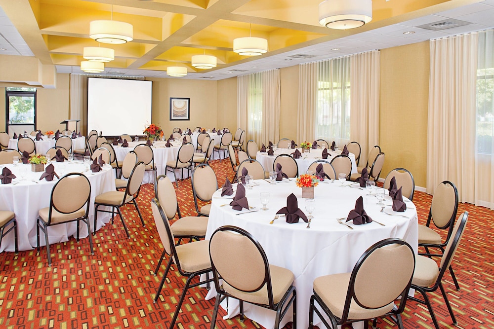 Courtyard by Marriott Sacramento Midtown - photo 34