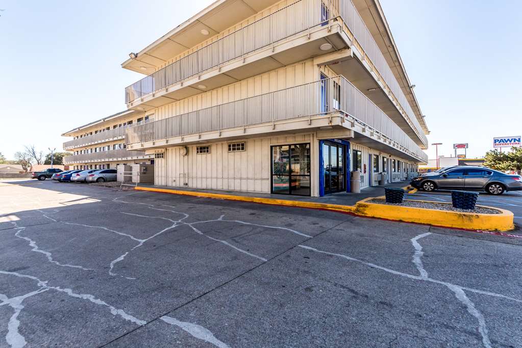 Motel 6 Garland TX Dallas - photo 3