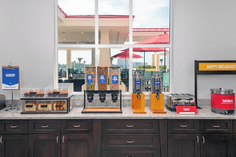 Hampton Inn & Suites Clearwater Beach - photo 49
