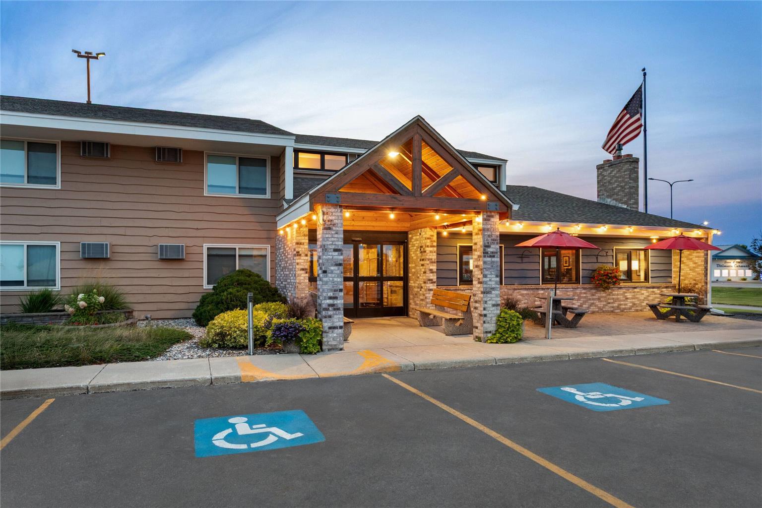 AmericInn by Wyndham Roseau - photo 7