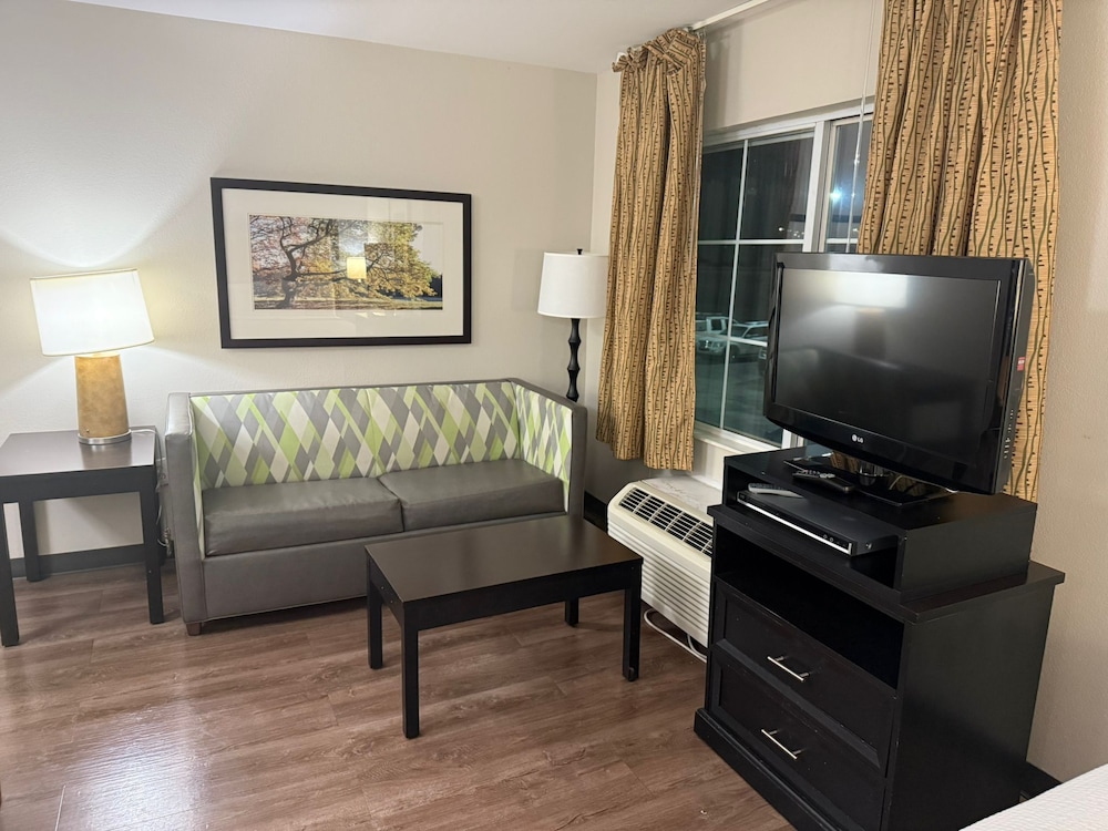 MainStay Suites Washington Dulles Airport - photo 7