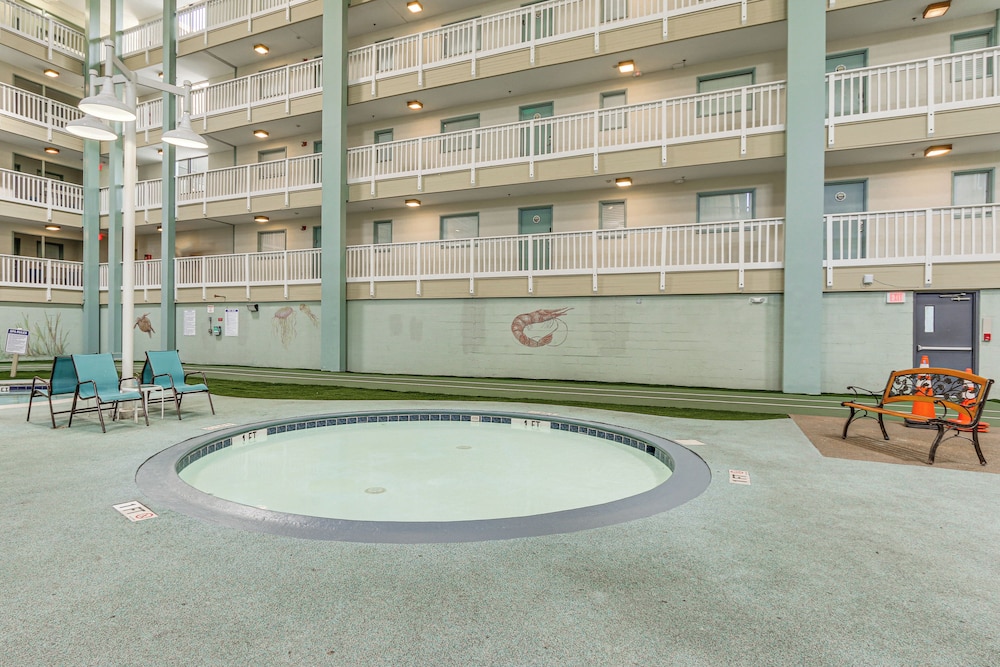1 2 Mi to Beach: Condo in Hilton Head Resort - photo 25