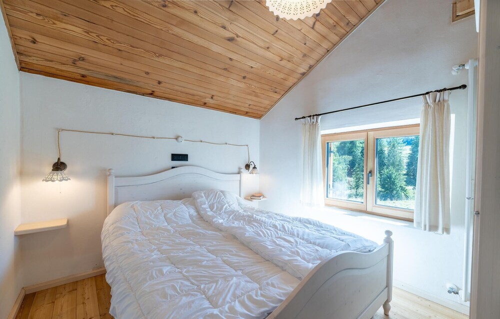 Beautiful Home In Castello Tesino — 4-Star Luxury Hotel in Castello Tesino, Italy