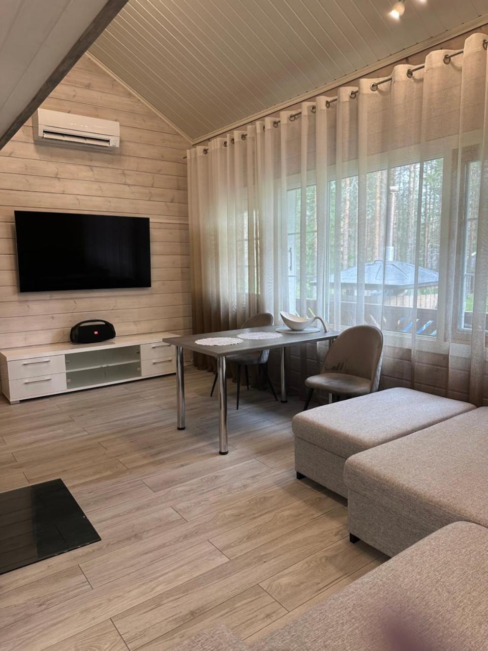 Leviki in Unknown City, Finland