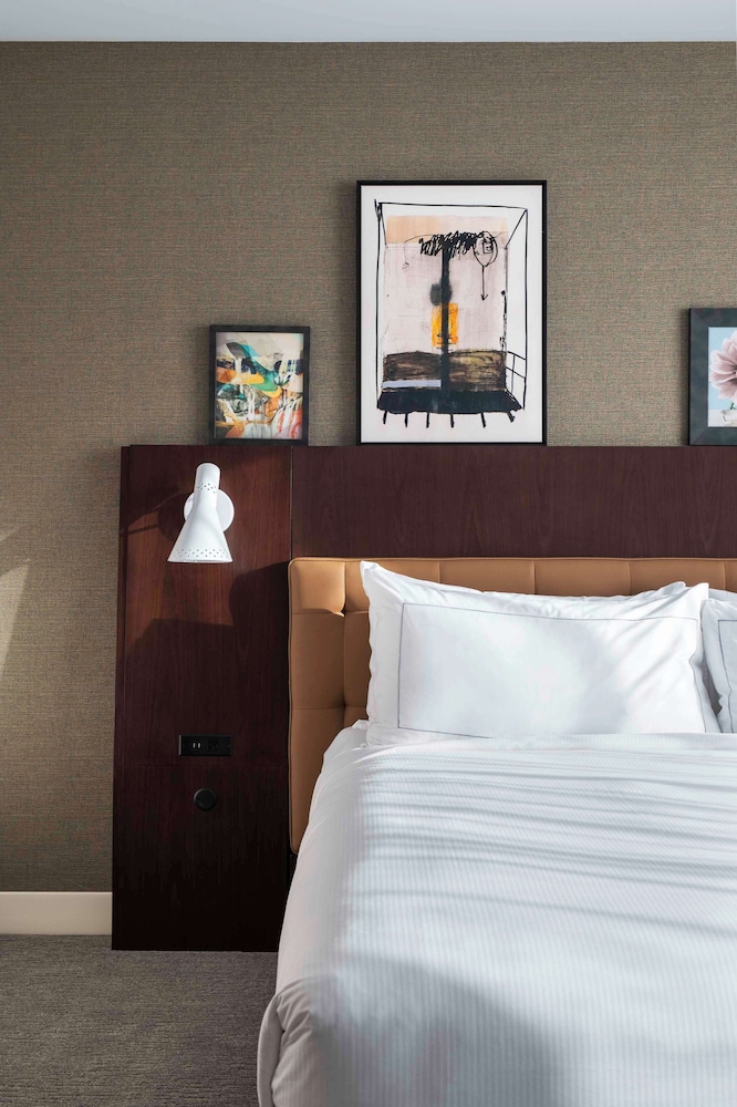 Hilton Buena Park Anaheim - photo 18