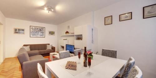 Apartment Osijek Tvrda — 4-Star Luxury Hotel in Osijek, Croatia