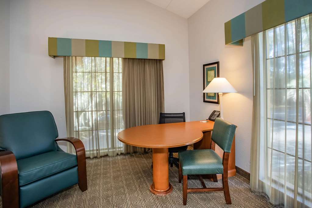 La Quinta Inn by Wyndham Tallahassee North - photo 41