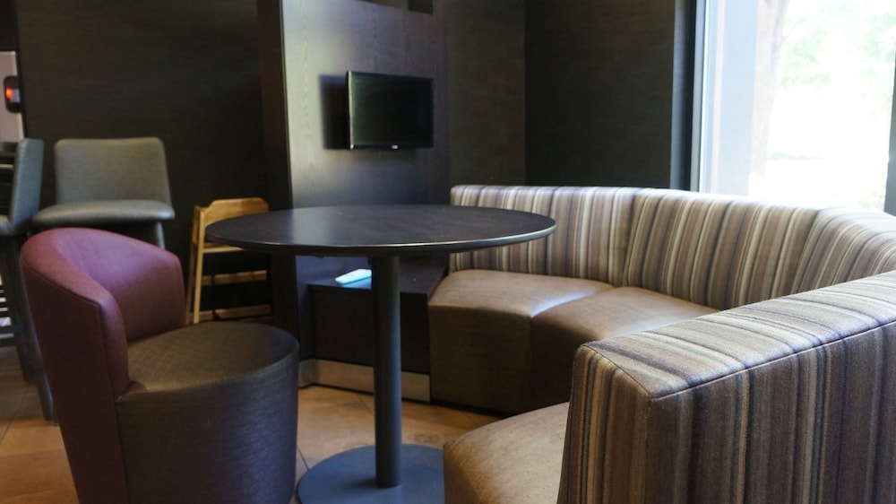 Courtyard by Marriott Columbia Northeast Fort Jackson Area - photo 13